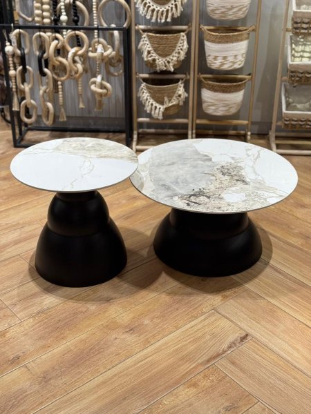 طاولة جرانيت قطعتين